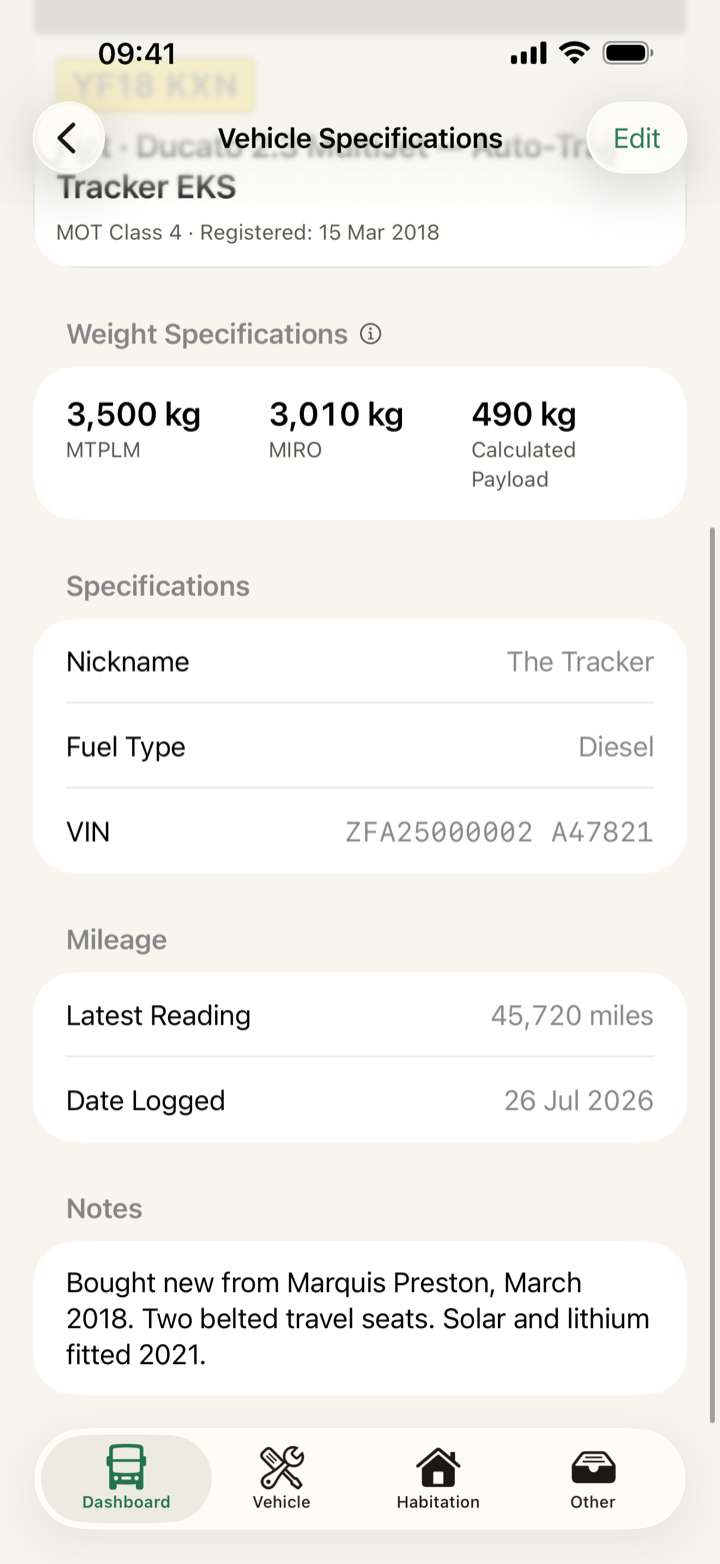 The vehicle specification screen: registration, VIN, first registration, MTPLM, MIRO and the payload worked out between them.